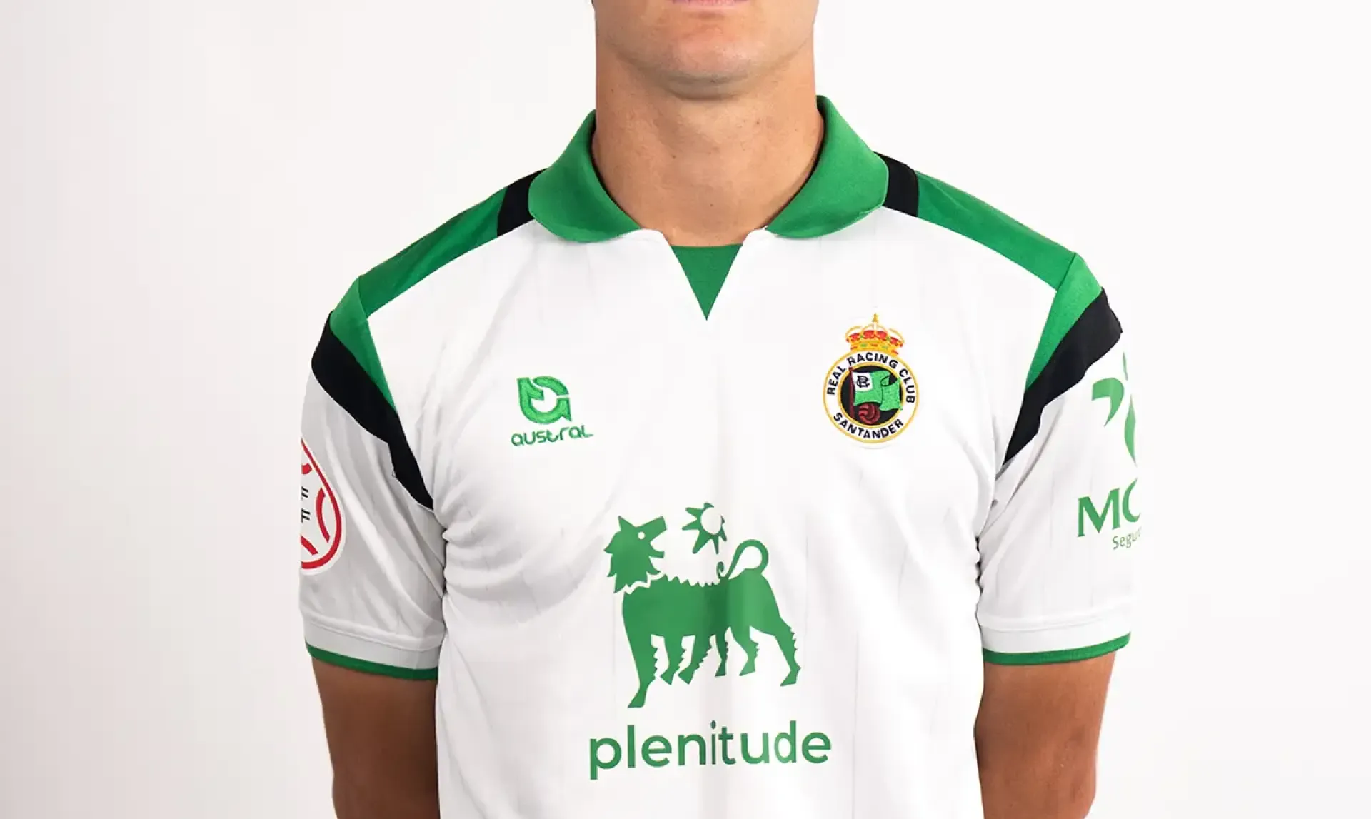 CARLOS ALBA 